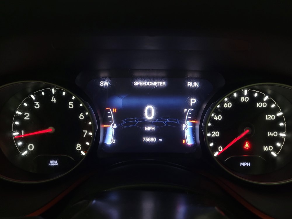 Used 2018 Jeep Compass Trailhawk w/ Cold Weather Group AWD/4WD image 23