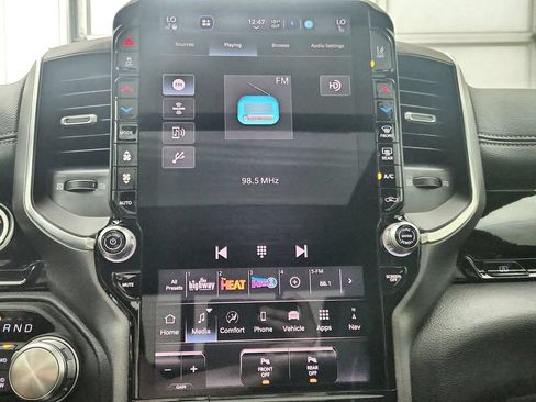 New 2026 RAM 1500 Laramie AWD/4WD image 24