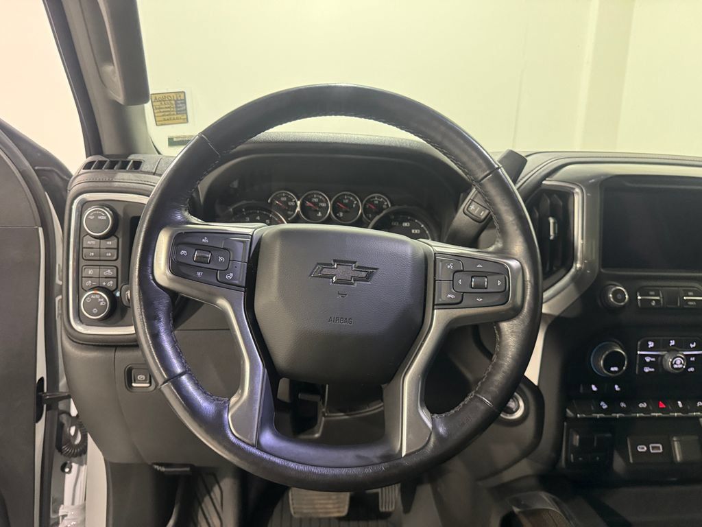 Used 2022 Chevrolet Silverado 1500 RST w/ All Star Edition Plus AWD/4WD image 4