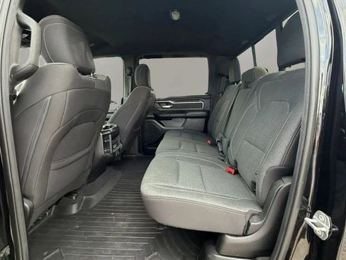Used 2019 RAM 1500 Big Horn AWD/4WD image 11