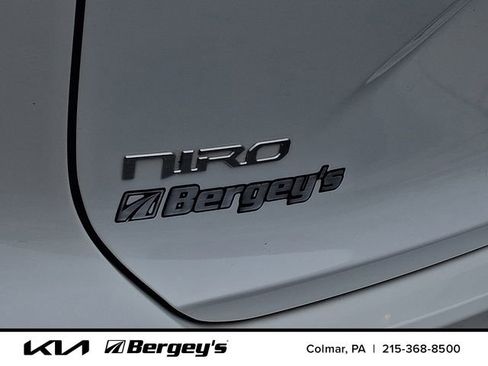 Certified 2024 Kia Niro LX FWD image 31