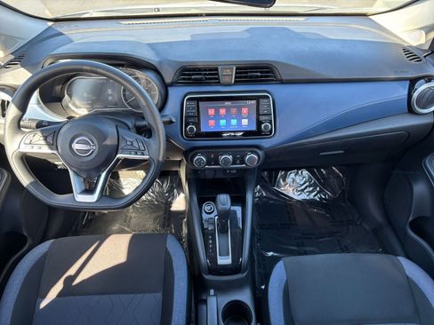 Used 2025 Nissan Versa SV image 31