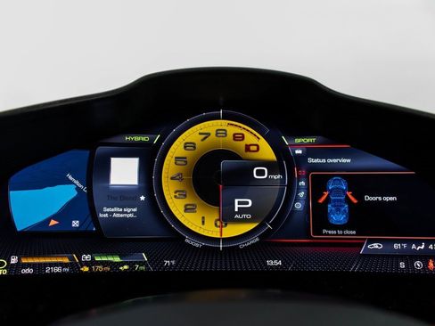 Certified 2022 Ferrari SF90 Spider image 39