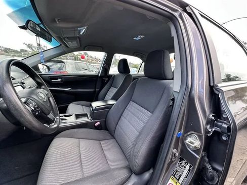 Used 2016 Toyota Camry LE FWD image 19