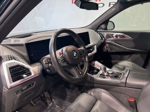 Used 2023 BMW XM image 11