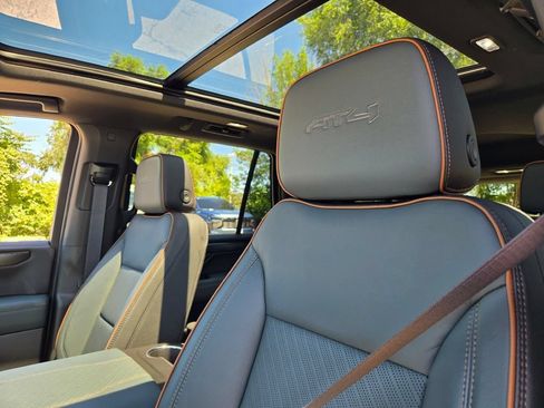 New 2026 GMC Yukon AT4 w/ AT4 Premium Package AWD/4WD image 5