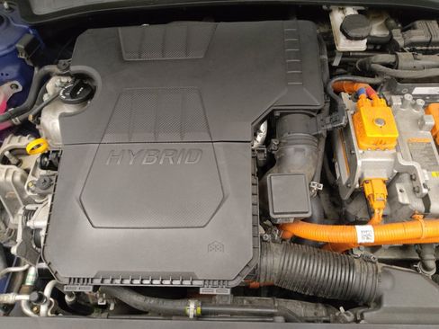 Used 2023 Hyundai Elantra Limited w/ Preferred Accessory Package FWD image 30