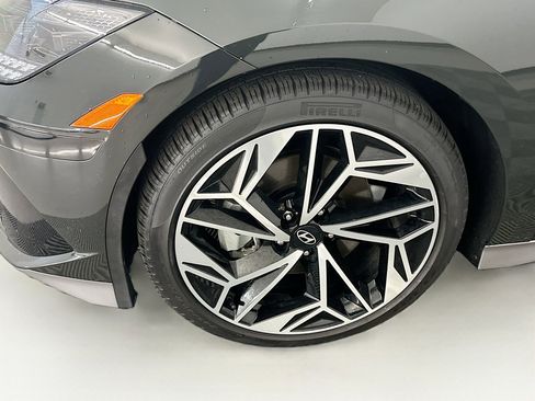 Used 2024 Hyundai Ioniq 6 SEL image 11