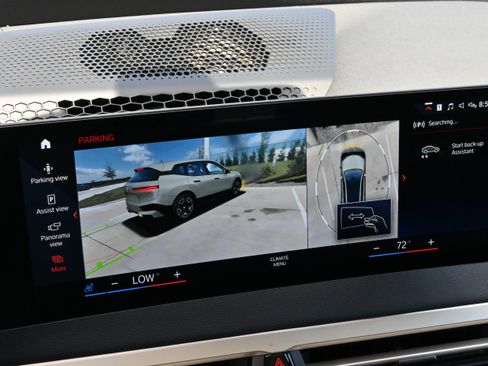 Certified 2023 BMW iX xDrive50 w/ Premium Package AWD/4WD image 33