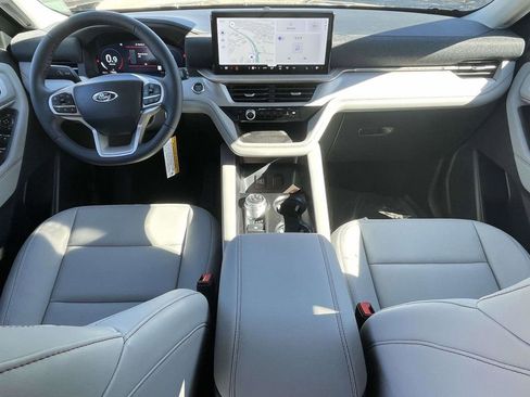 New 2026 Ford Explorer Active w/ Active Comfort Package RWD image 11