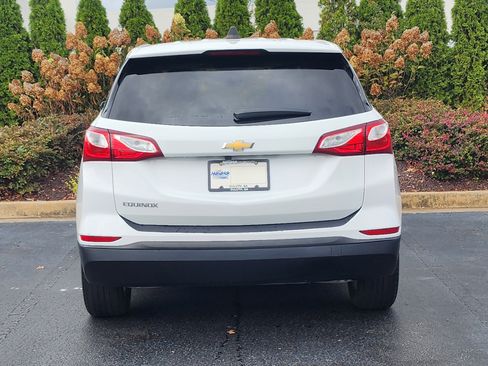 Used 2021 Chevrolet Equinox LS w/ LS Convenience Package image 8