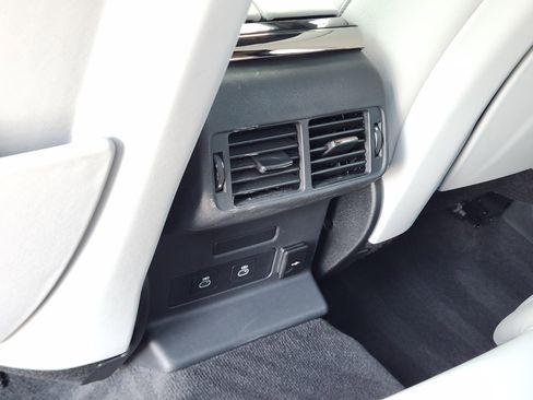 Certified 2026 Land Rover Range Rover Velar S image 32