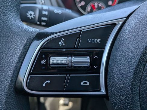 Used 2020 Kia Optima LX image 22