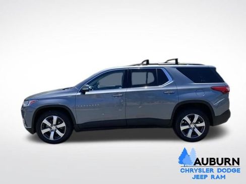Used 2021 Chevrolet Traverse LT w/ LT Premium Package AWD/4WD image 4