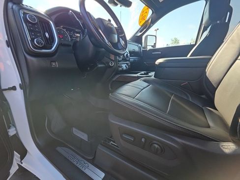 Used 2022 Chevrolet Silverado 3500 High Country AWD/4WD image 21