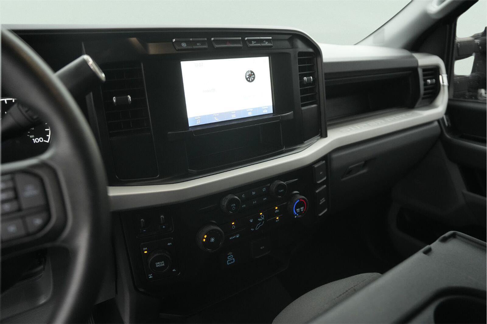 Used 2023 Ford F250 XL w/ STX Appearance Package AWD/4WD image 26