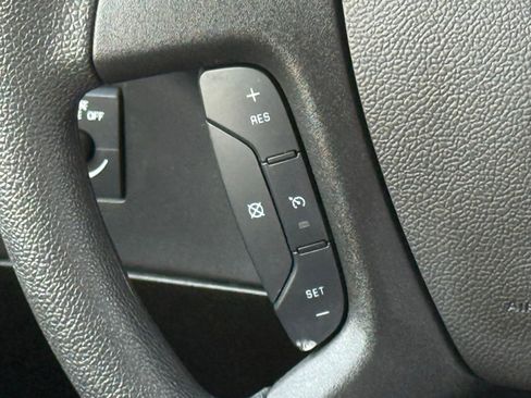 Used 2025 Chevrolet Express 2500 Extended w/ Driver Convenience Package image 24