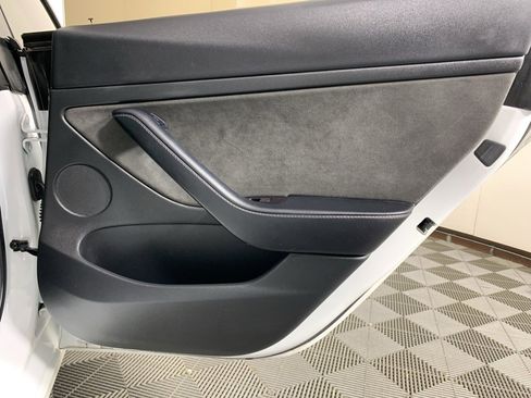 Used 2022 Tesla Model 3 Performance image 28