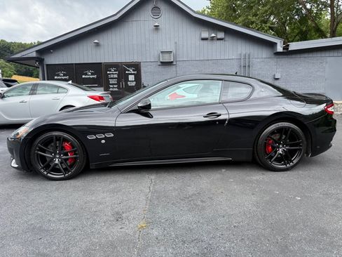 Used 2018 Maserati GranTurismo Sport RWD image 3