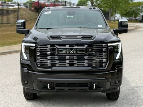 New 2026 GMC Sierra 3500 Denali Ultimate AWD/4WD image 8