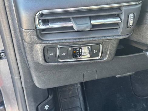 Used 2021 Lincoln Corsair Standard w/ Premium Package image 24