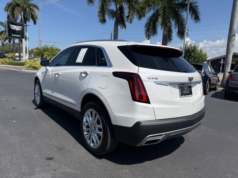 Certified 2023 Cadillac XT5 Premium Luxury FWD image 5