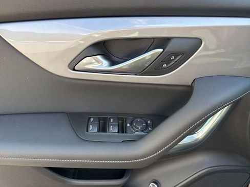 New 2025 Chevrolet Blazer LT w/ Convenience Package image 7