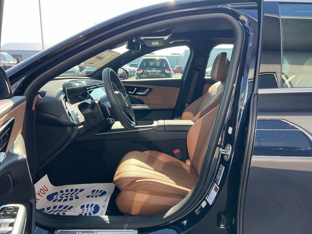 New 2027 Mercedes-Benz E 350 4MATIC Sedan image 9