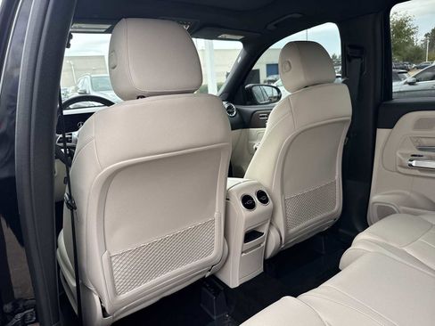 New 2026 Mercedes-Benz GLB 250 image 16