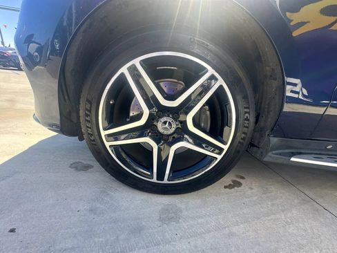 Used 2018 Mercedes-Benz GLE 350 w/ Premium 1 Package image 15