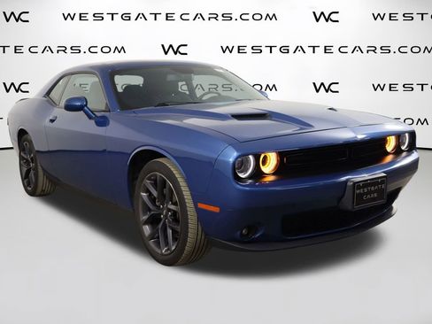 Used 2022 Dodge Challenger SXT w/ Blacktop Package image 33