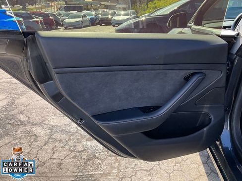 Used 2018 Tesla Model 3 Long Range image 31