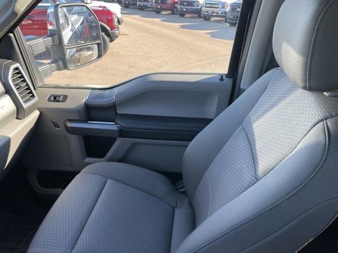 Used 2022 Ford F350 XLT w/ XLT Premium Package image 19