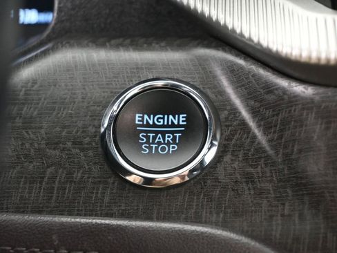 Certified 2025 Ford Explorer Platinum w/ Ultimate Package image 22