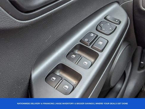 Used 2022 Hyundai Kona SE image 36