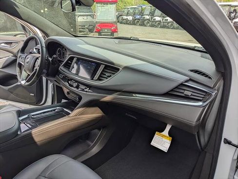 Used 2023 Buick Enclave Essence w/ Experience Buick Package image 18
