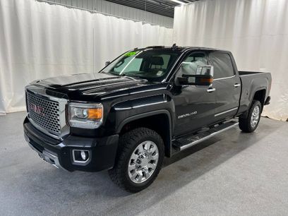 Used 2016 GMC Sierra 2500 Denali w/ Duramax Plus Package