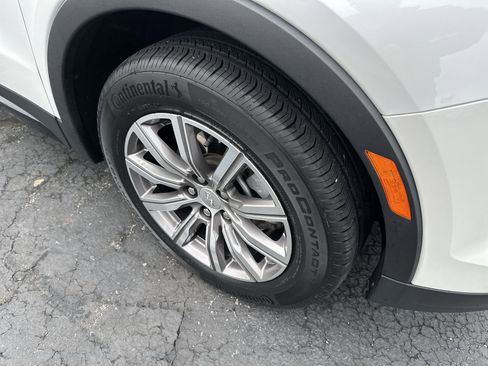 Used 2023 Cadillac XT4 Sport w/ Cold Weather Package image 10