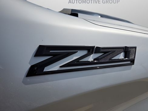 Used 2022 Chevrolet Silverado 1500 LT Trail Boss AWD/4WD image 36