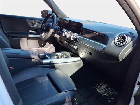 Used 2023 Mercedes-Benz GLB 250 image 13