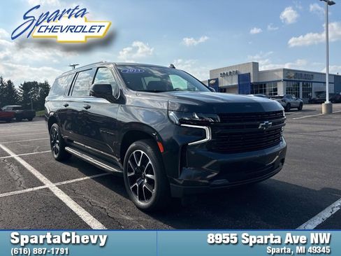 Used 2023 Chevrolet Suburban RST w/ Luxury Package image 1
