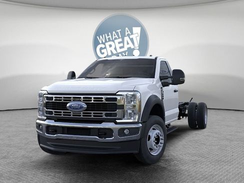 New 2026 Ford F600 4x4 Regular Cab Super Duty w/ XL Chrome Package image 2