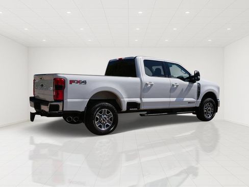 Certified 2024 Ford F250 Lariat AWD/4WD image 6