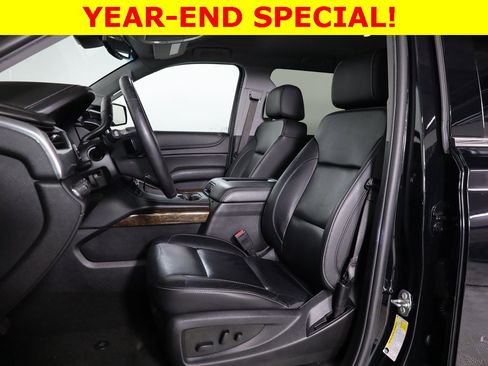 Used 2018 Chevrolet Suburban LT image 25