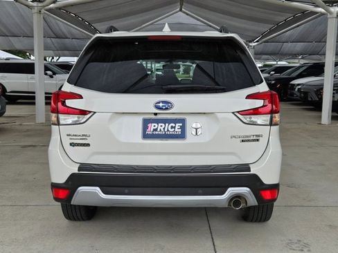Used 2021 Subaru Forester Touring AWD/4WD image 6
