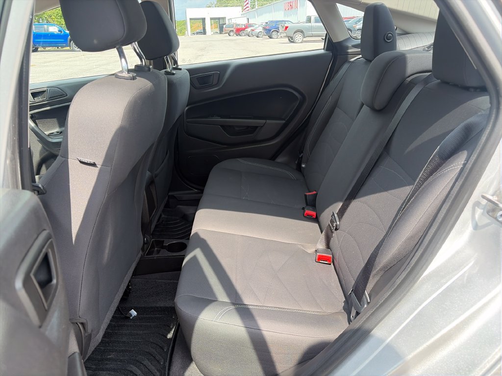 Used 2018 Ford Fiesta SE FWD image 24