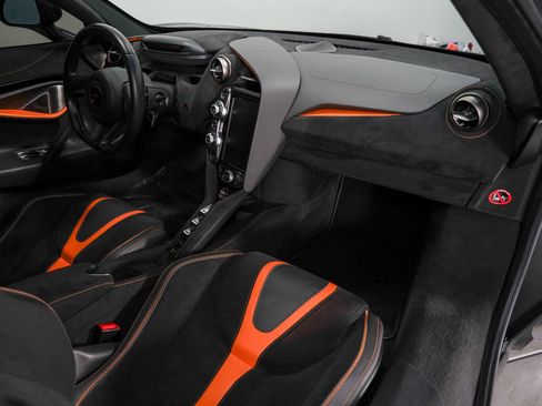 Used 2019 McLaren 720S Performance image 33