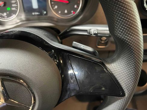 Used 2025 Mercedes-Benz Sprinter 2500 image 21