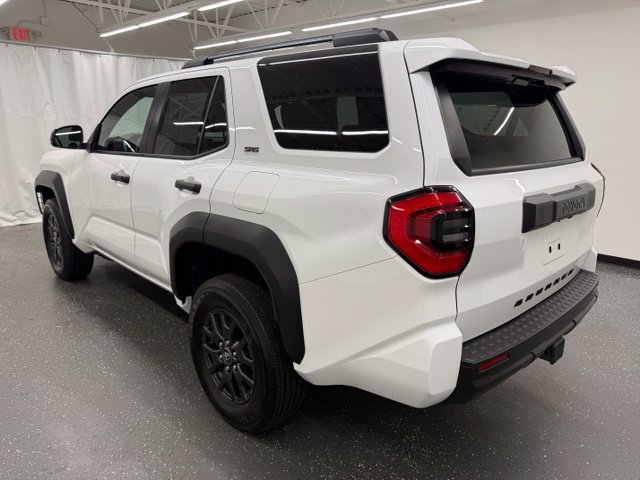 Certified 2026 Toyota 4Runner SR5 AWD/4WD image 4