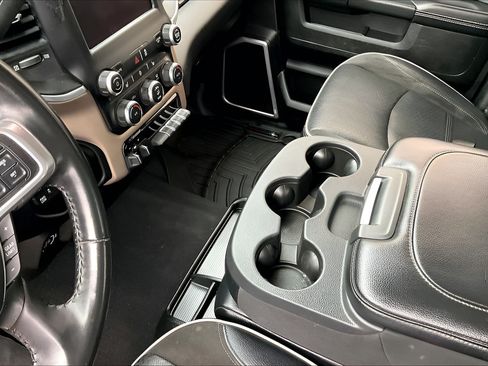 Used 2022 RAM 2500 Laramie AWD/4WD image 15
